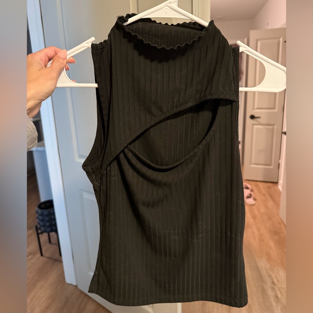 Black Sleeveless Ribbed Top